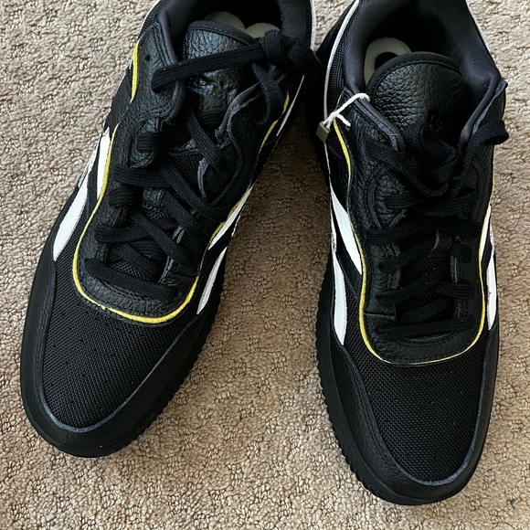 Reebok X Victoria Beckham Dual ll Pebbled Leather Sneakers 9 NIB - Picture 2 of 10